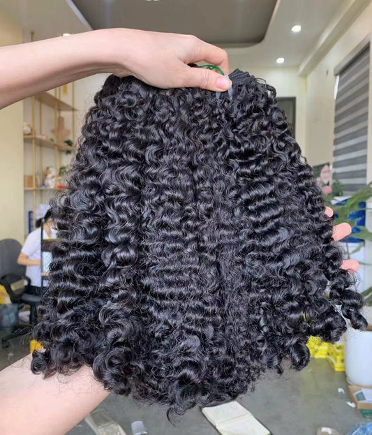 Burmese Curly Hair – Voluminous, Soft & Natural Curls